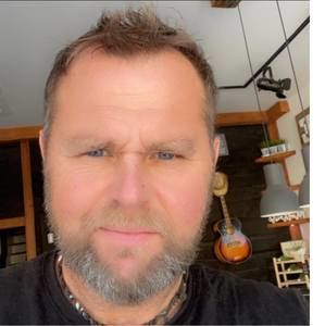 Meet your Posher, Pat